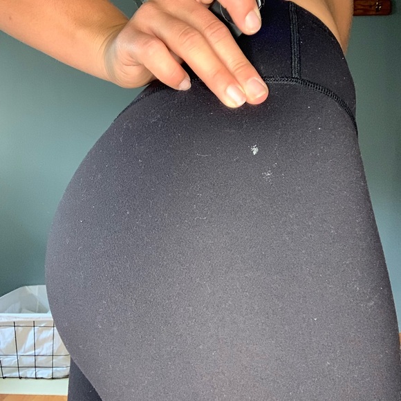 Lululemon mid rise leggings - Picture 7 of 8